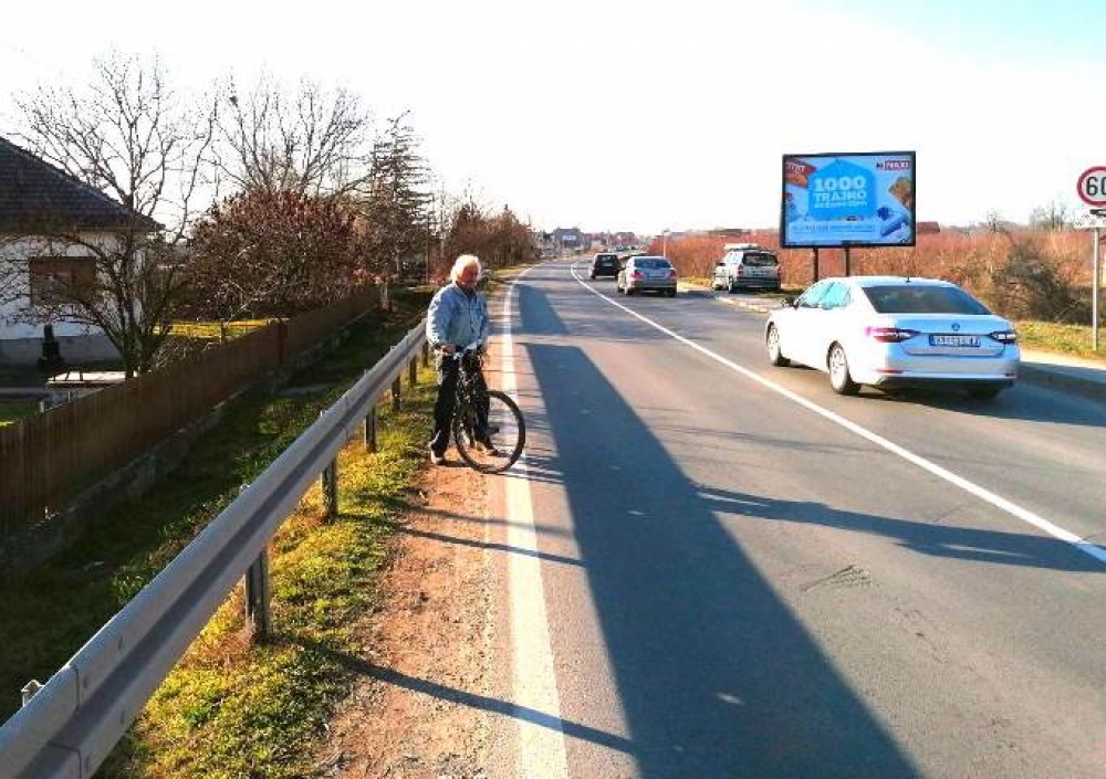 Bilbord KV-513 Kraljevo